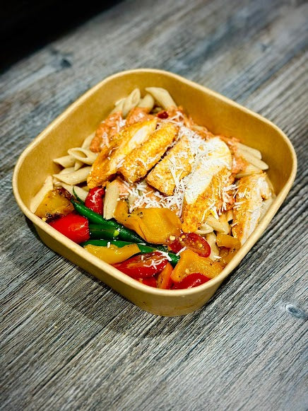 Creamy chicken arrabiatta penne pasta