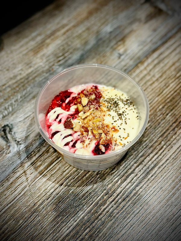 Raspberry Overnight Oats & White Chocolate